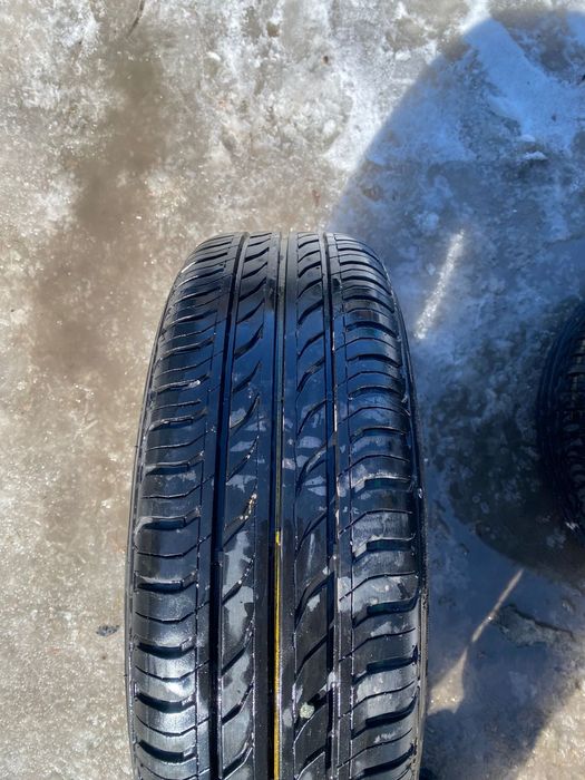 Продам комплект резины с дисками