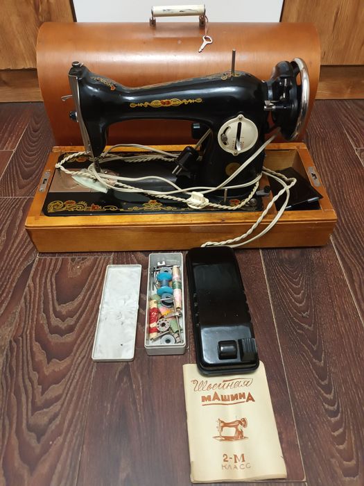 Стара руска шевна машина