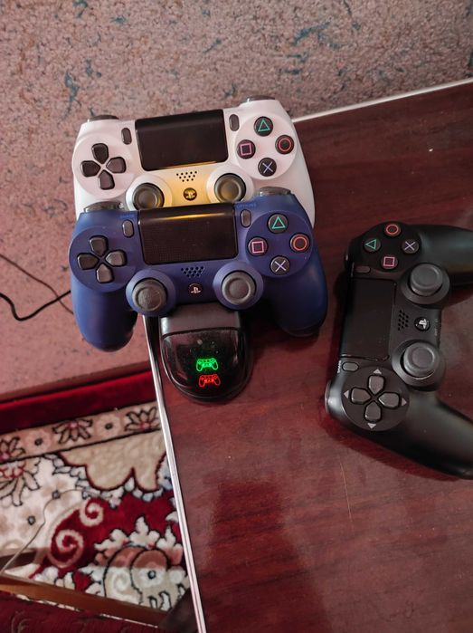 Плейстейшн PS 4 slim