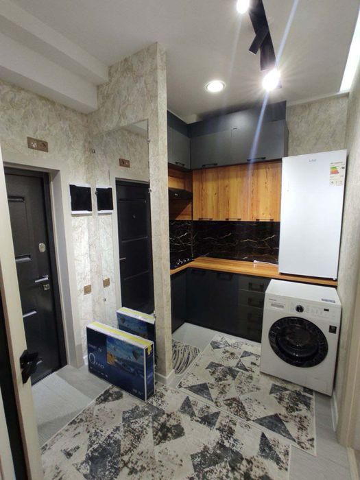 Сдаётся 2х комнатная квартира в центре