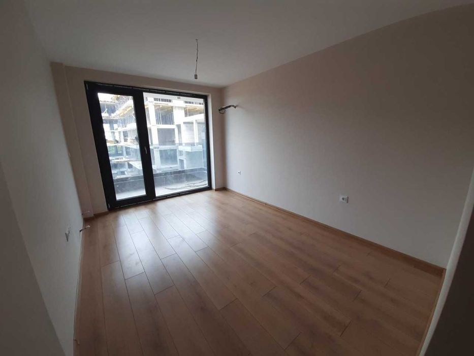 Продава се Тристаен апартамент в Пловдив, Христо Смирненски - 103 кв.м за 884 €/кв.м - Снимка #2