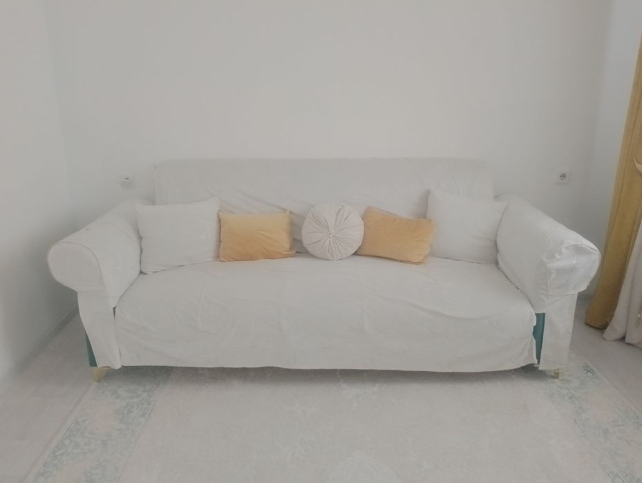 Диван сатылады новый