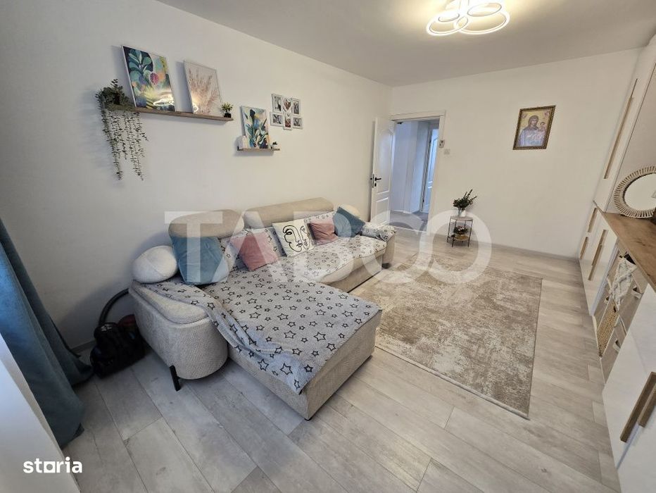 Apartament decomandat de vanzare mobilat pivnita Vasile Aaron Sibiu
