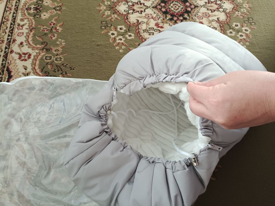 Продам конверт на выписку