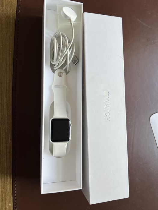 Apple Watch Sport 42 mm ( Smartwatch)