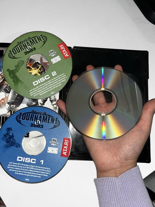 Unreal Tournament 2003 PC CD-ROM original Atari, 3 CD-uri