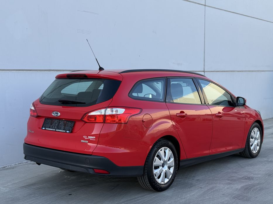 FORD Focus 2013 — imagine 4