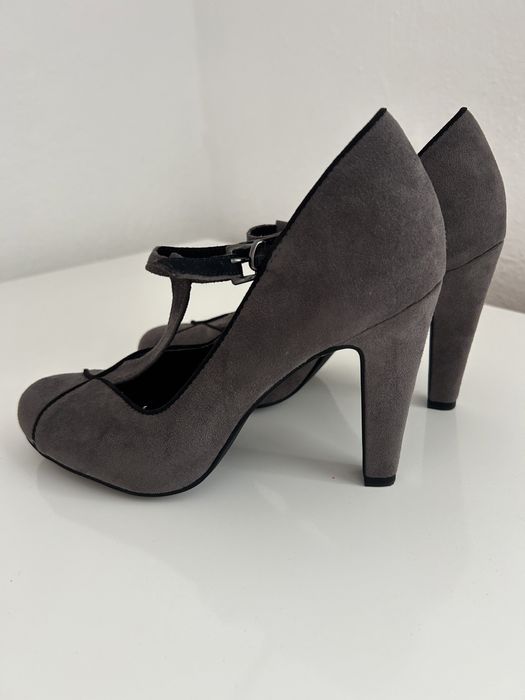 Туфли новые замшевые