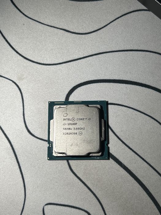 Процессор i3 10100