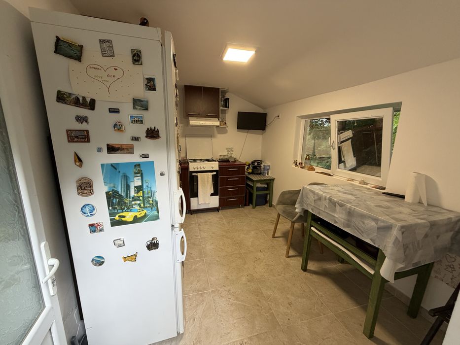 Casa de vacanta cu teren 1300 mp