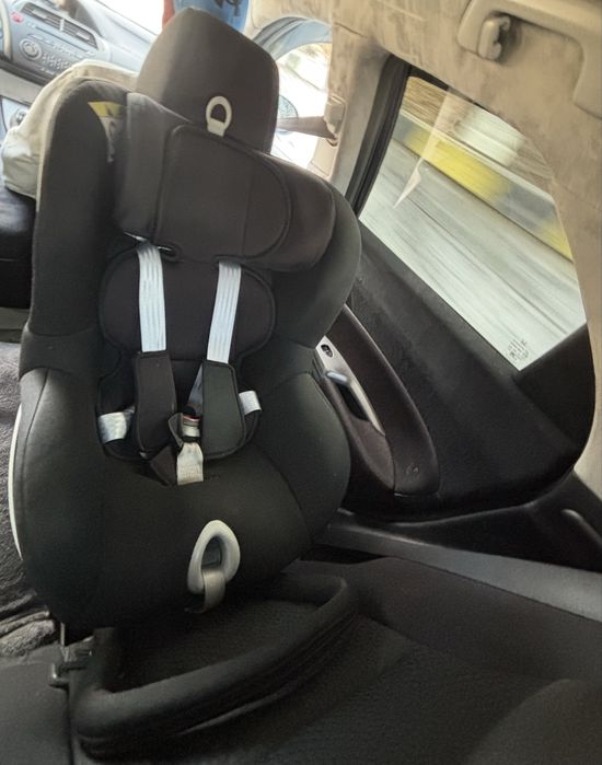 Scaun auto rotativ BRITAX