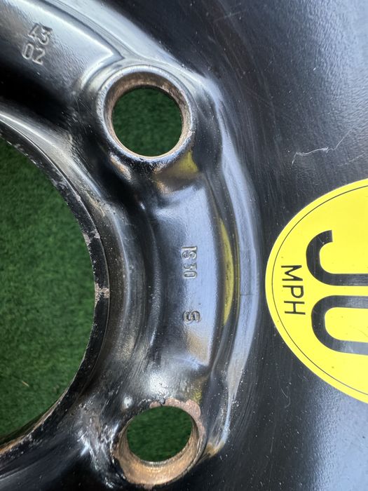 Резервна гума Тип патерица 125/80/17 цола БМВ е46 е90 е91 BMW e46 e90