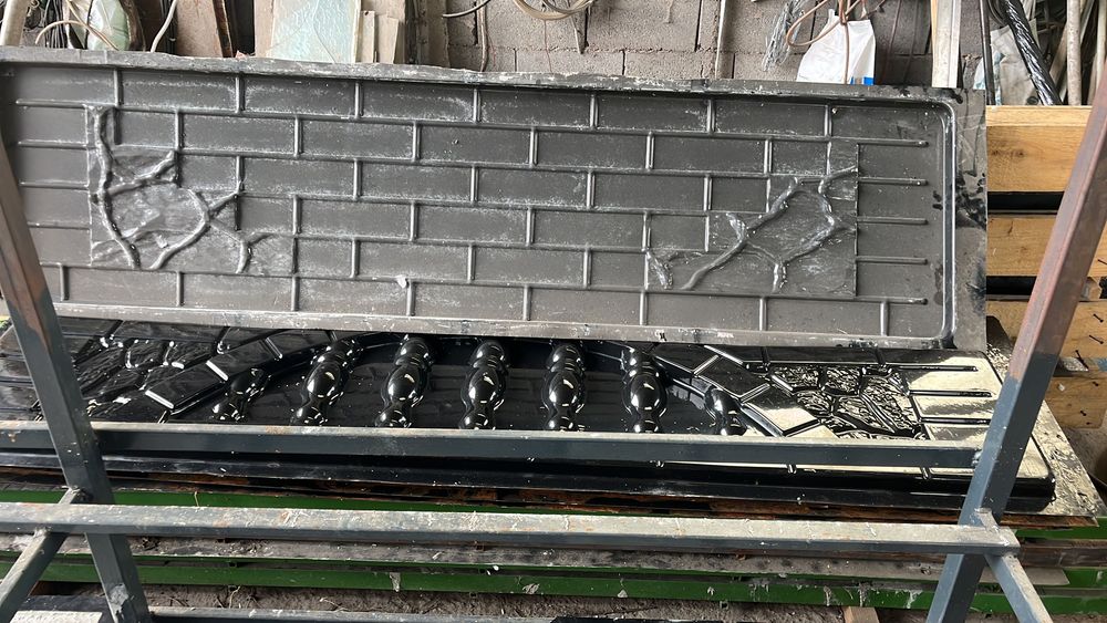 Matrițe garduri beton.