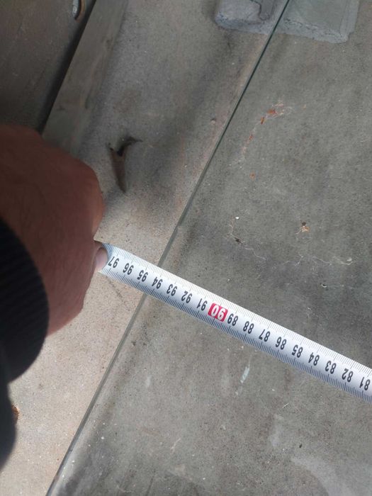 Стъклена врата без каса