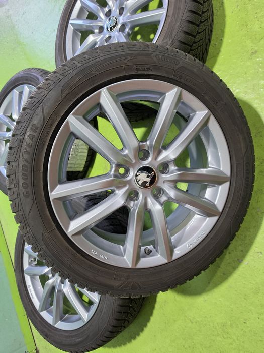 17 5x112 Skoda Octavia лети джанти 5х112 зимен комплект шкода 225/50/17 Goodyear зимни гуми