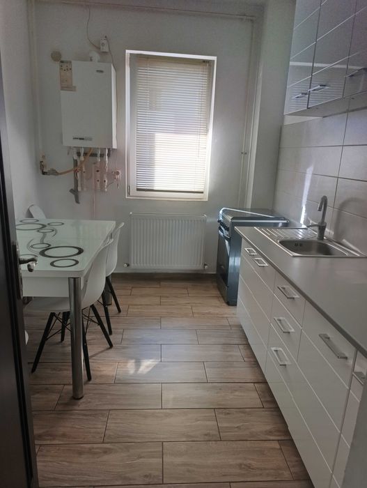 Închiriez apartament 2 camere - View 2