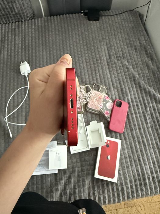 Iphone 13 mini, 128 gb в отлично състояние