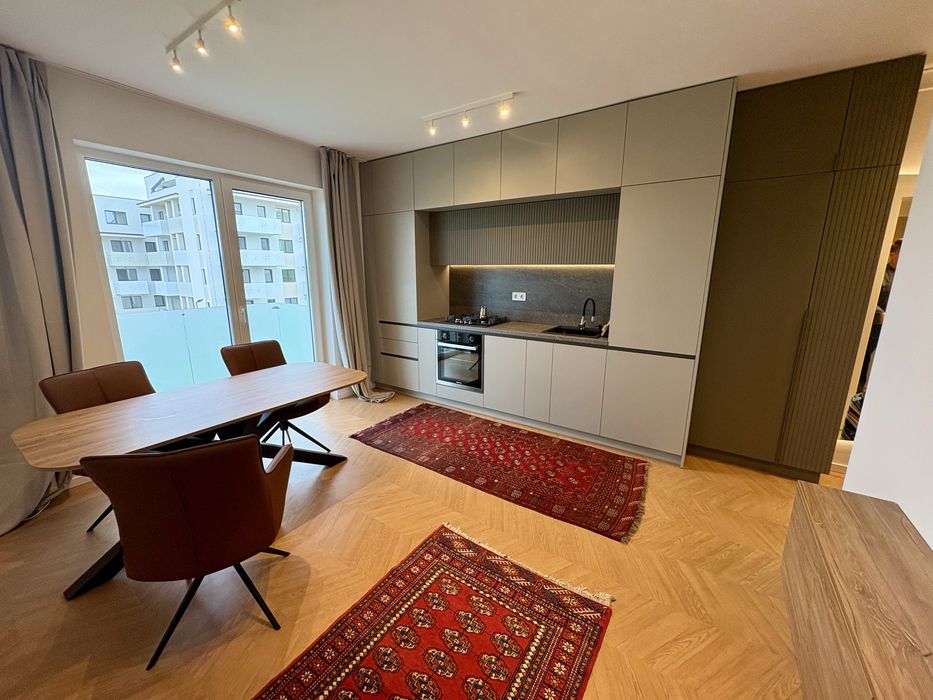 Apartament mobilat premium, 2 dormitoare, cu TVA inclus, 2 Balcoane, Etaj 1