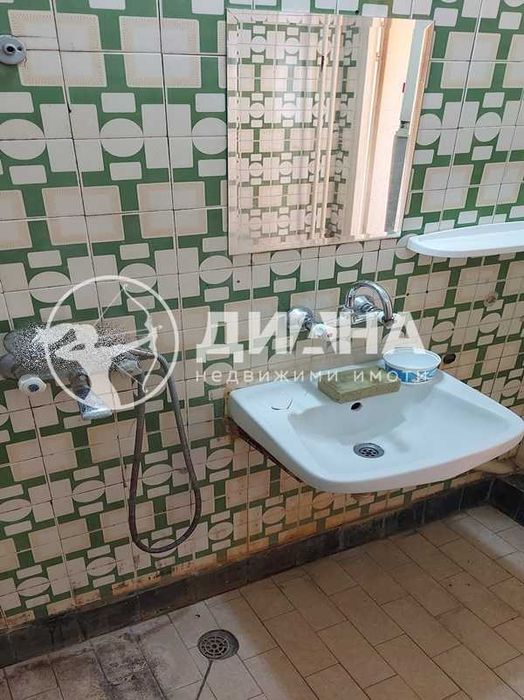 Продава се Тристаен апартамент в Пловдив, Кършияка - 88 кв.м за 1364 €/кв.м - Снимка #5