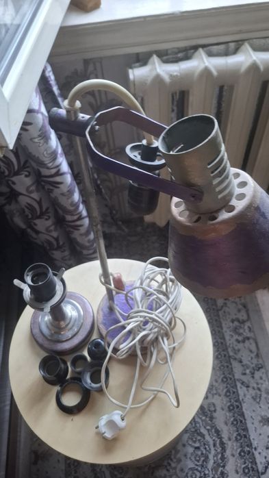 Светильники две штуки