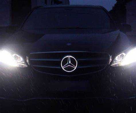 Emblema Logo Semn Led Iluminata Luminoasa  Mercedes A B C E CLA Class