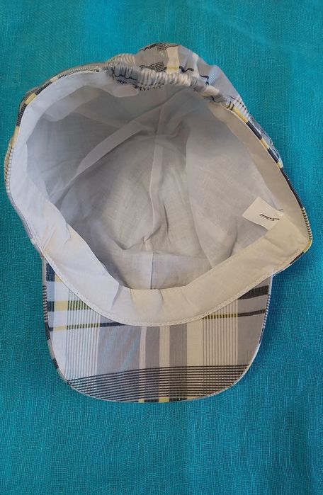 Дамска лятна маркова шапка