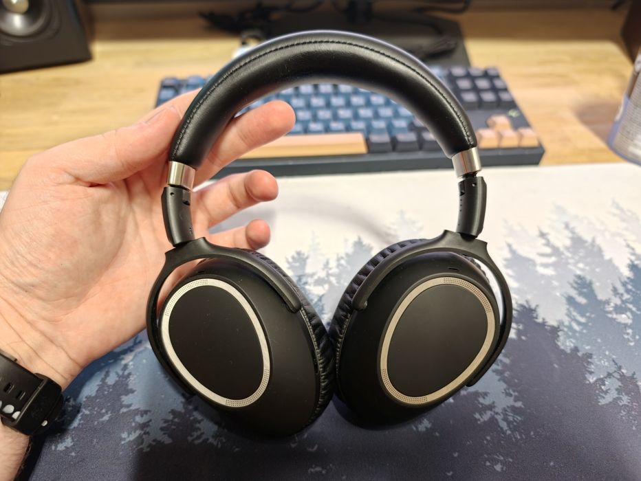 Слушалки Sennheiser PXC 550