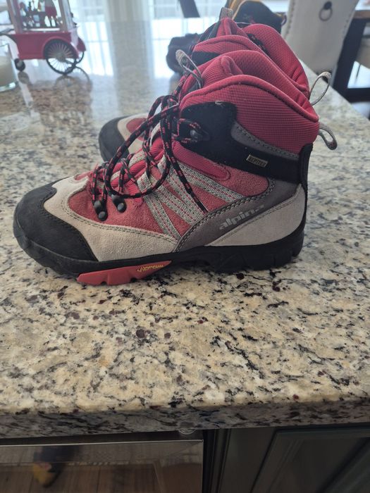 Туристически обувки Alpina