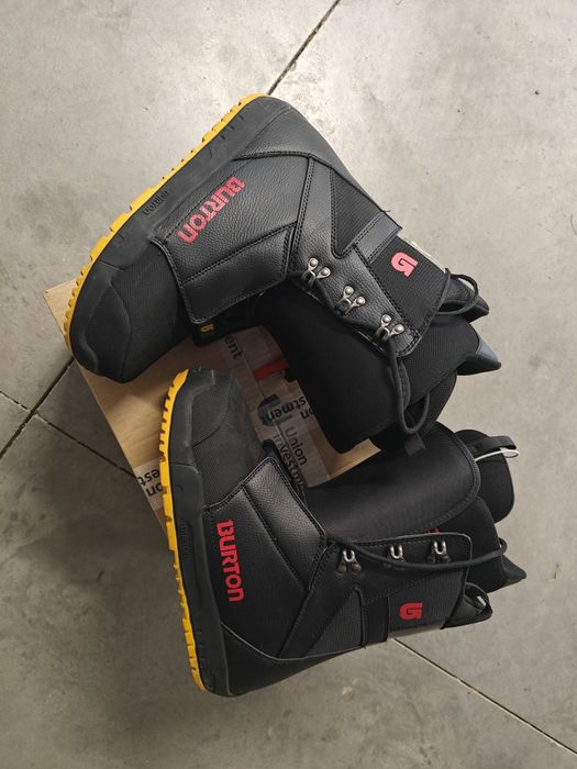 Salomon 42 и 46 1/3, Burton 42,  42.5,  43 и 44.5 номер и K2 BOA 43.5