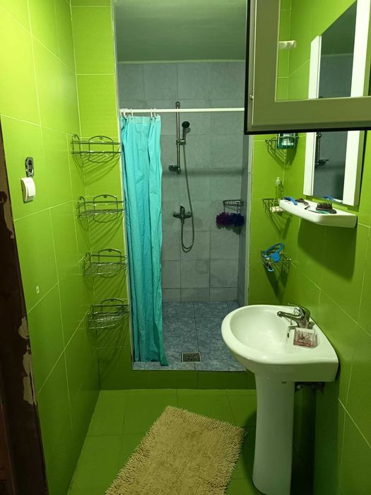 Vand casa la Tara