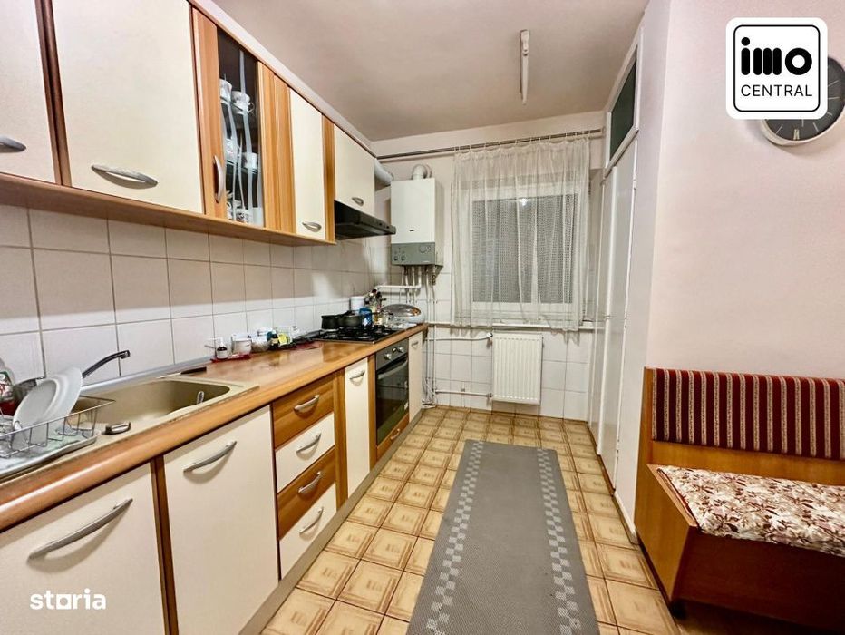 Apartament spatios, 3 camere DECOMANDATE, priveliste panoramica, Zoril