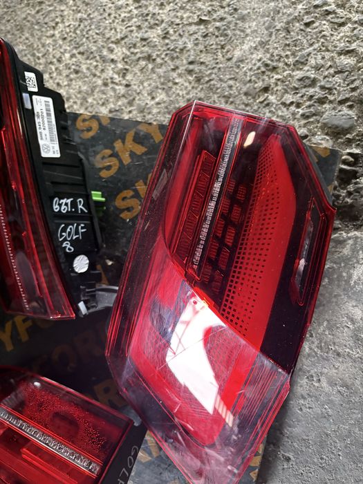 Vw Golf 8 GTI хечбег Стопове