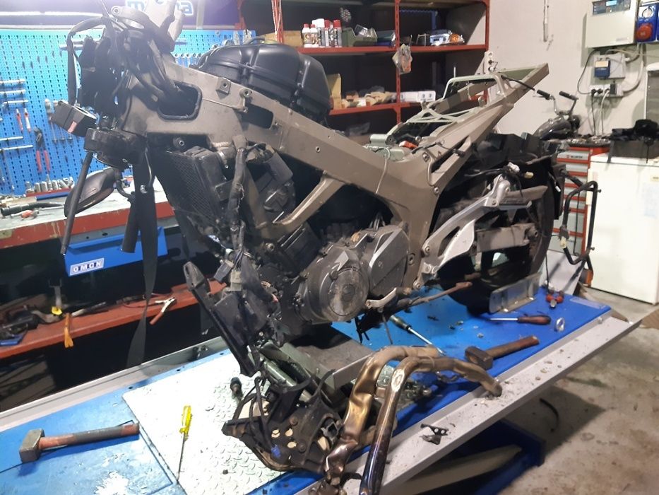 Мотоциклет Ямаха ТДМ 850,900(Yamaha TDM 850,900)-На Части