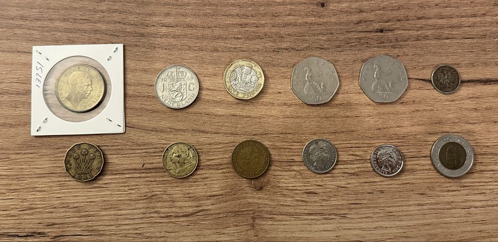 Lot monede vechi de colecție - Regele Mihai 200 lei 1945 , diverse