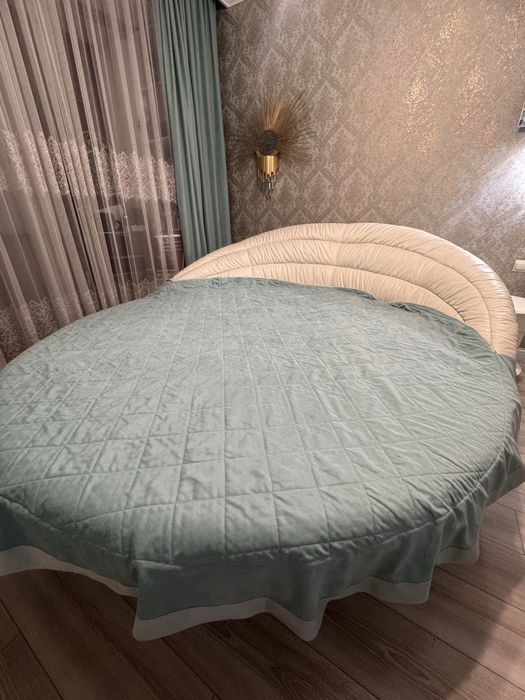 Кровать двухместная