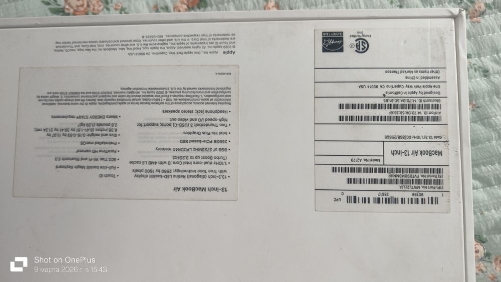 Продам MacBook air 13