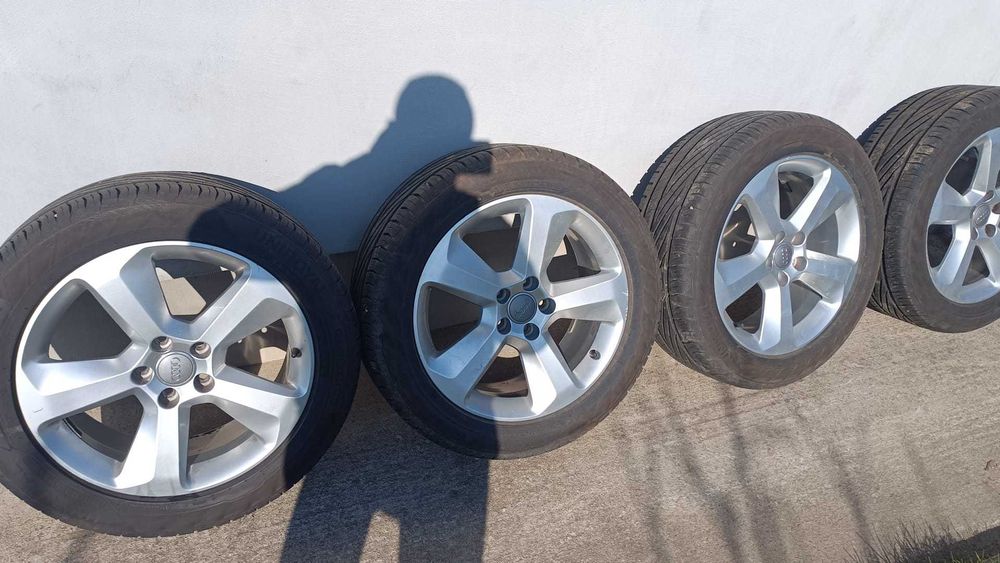 Vand 4 genti cu cauciuguri de vara