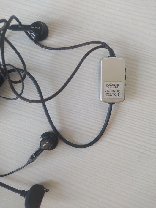 Продам наушники оригинал NOKIA