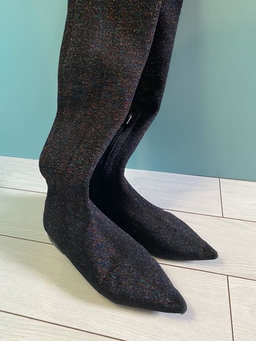 Cizme Zara marimea 36 tip soseta peste genunchi fara toc