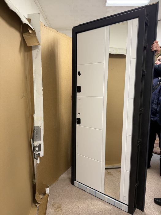 Продам дверь Luxor 2МДФ 3Д (860мм) левая