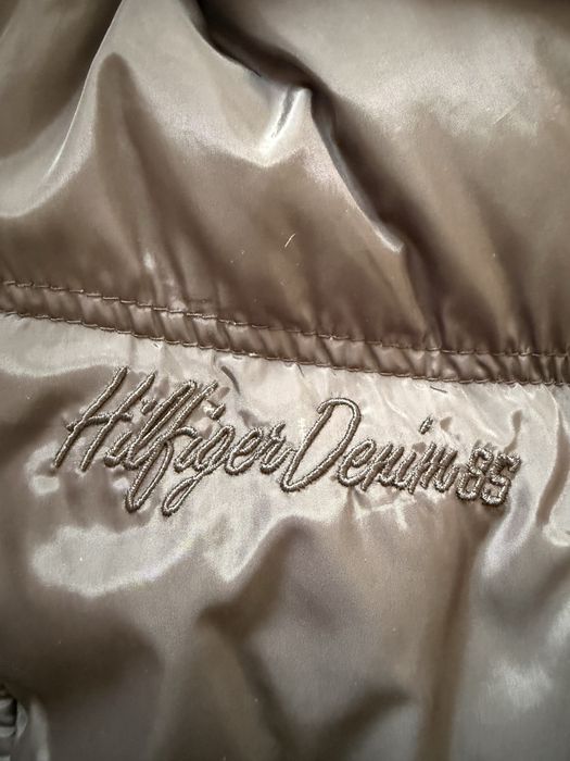 Яке с естествен пух Tommy Hilfiger