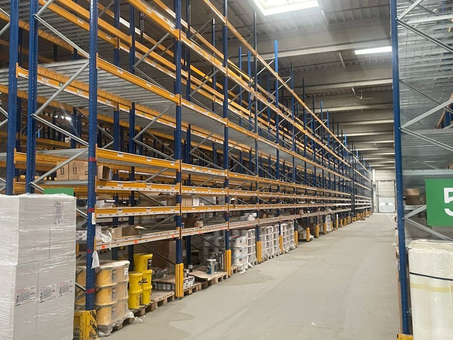 Vindem rafturi metalice pro eur