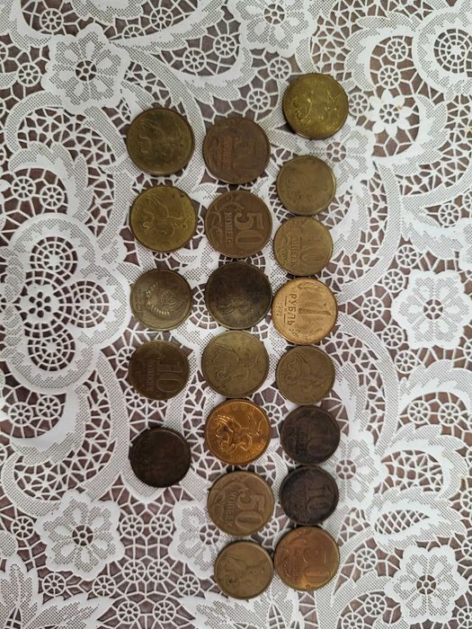 Продам разные монеты