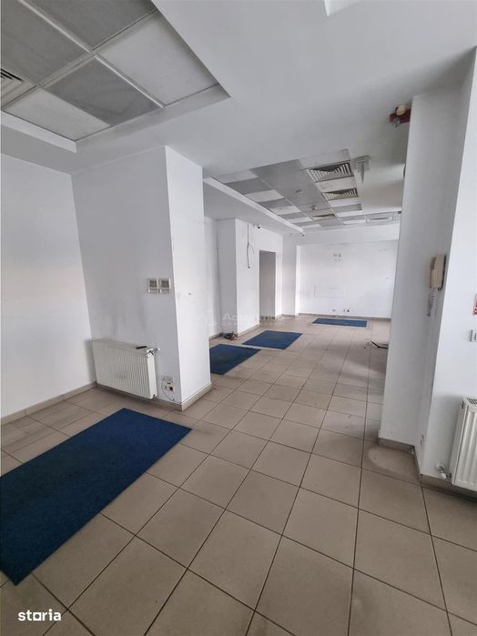 Spatiu comercial central  fost Sediu Banca Alphabank