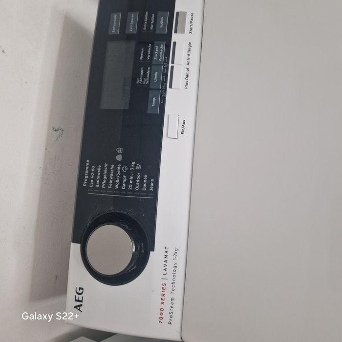 Пералня с горно зареждане AEG Series 7000