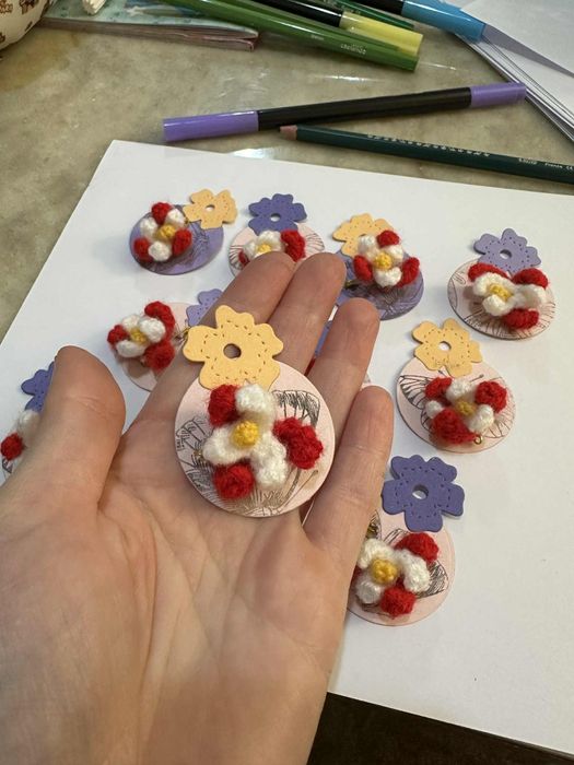 Малки мартенички / баба Марта