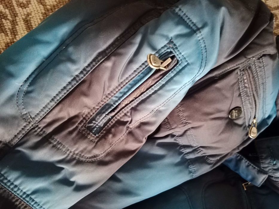 Пуховик на мальчика продам