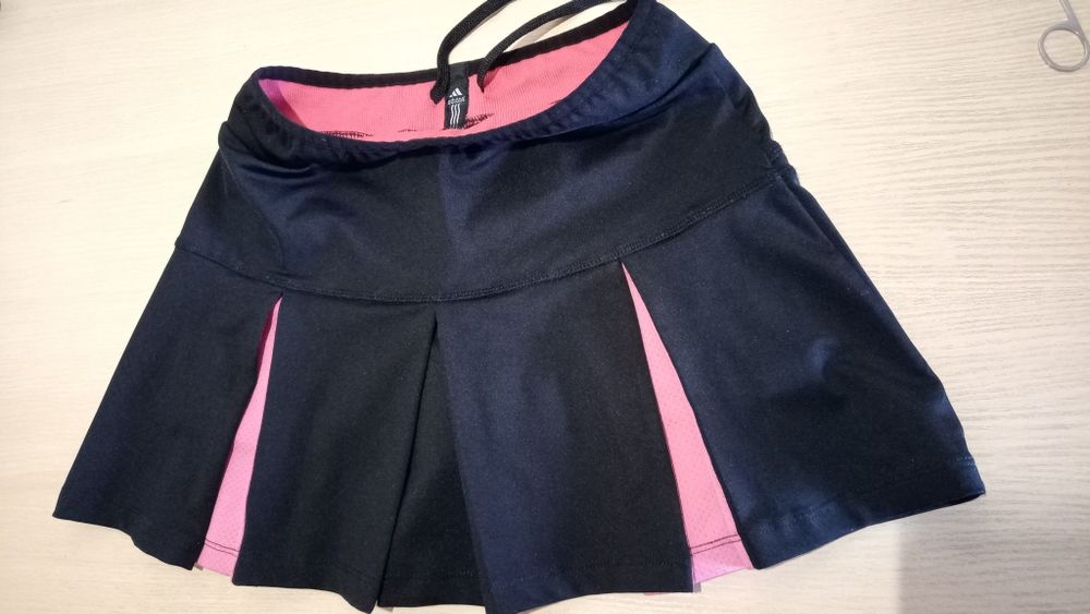 Юбка на девочку. ADIDAS Germany.Оригинал.