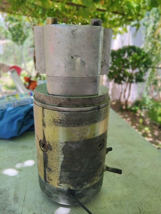 Електрическа хидравлична помпа Zepro,за борд на камион.