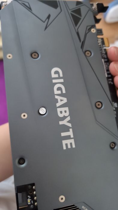 видеокарта RX 6650XT